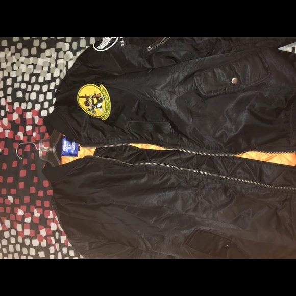 Patch bomber jacket - Picture 1 of 3